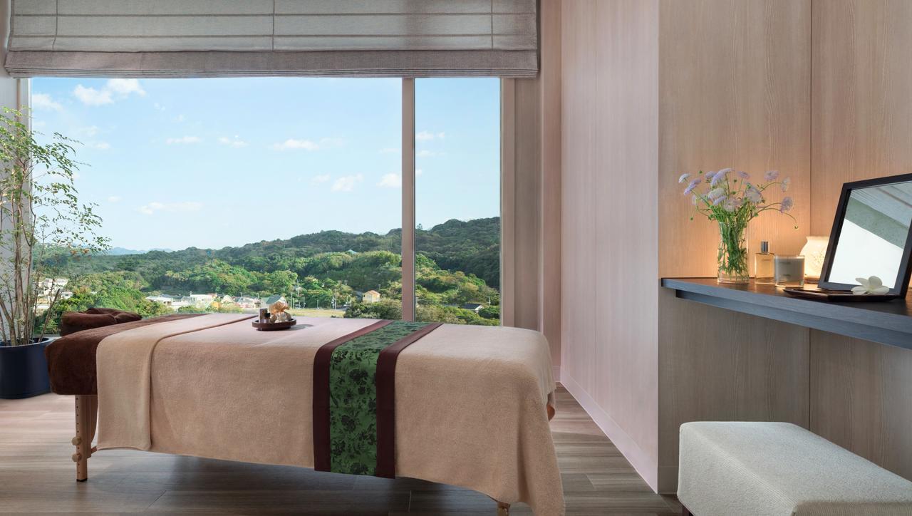 Nanki-Shirahama Marriott Hotel Exterior photo Spa at The Landmark